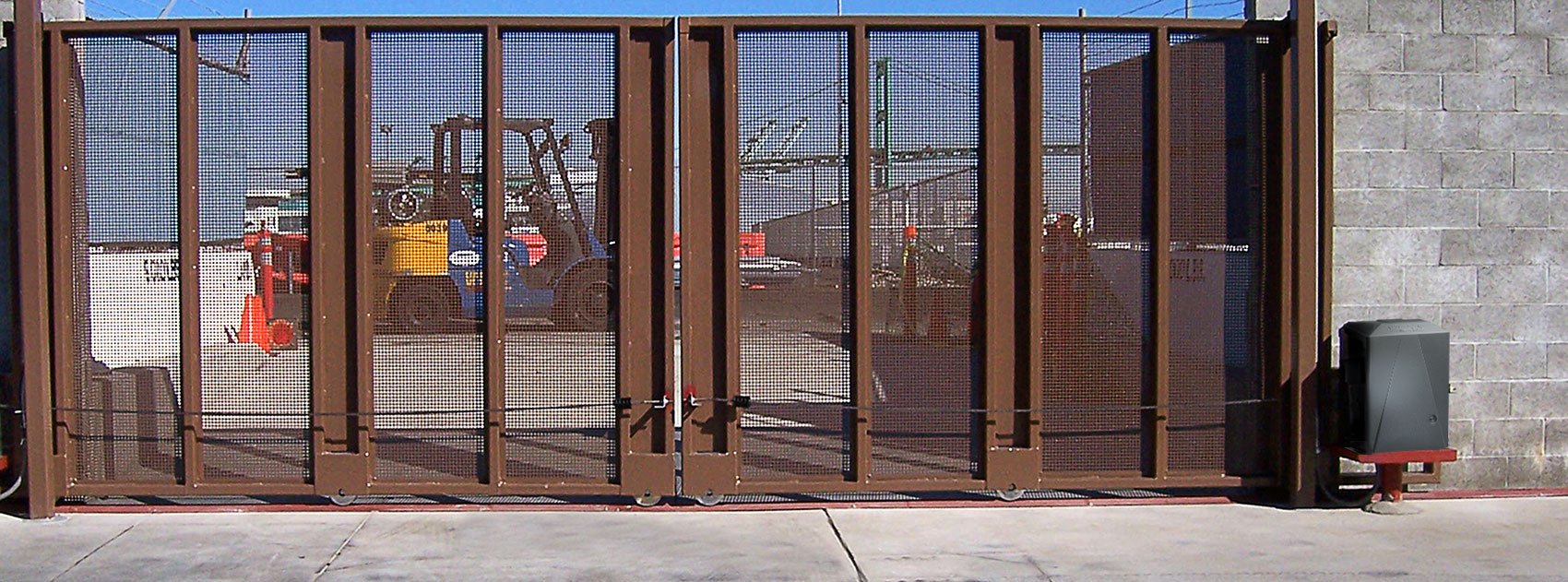9150 Commercial and Industrial Doorking