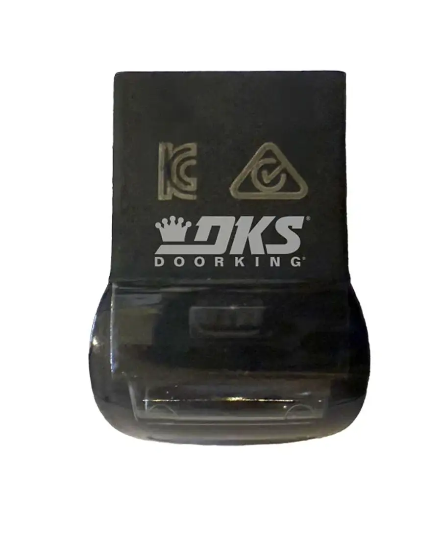 DoorKing DKS onboard USB fast setup, adjustment, and diagnostics directly at the operator—no external devices required.